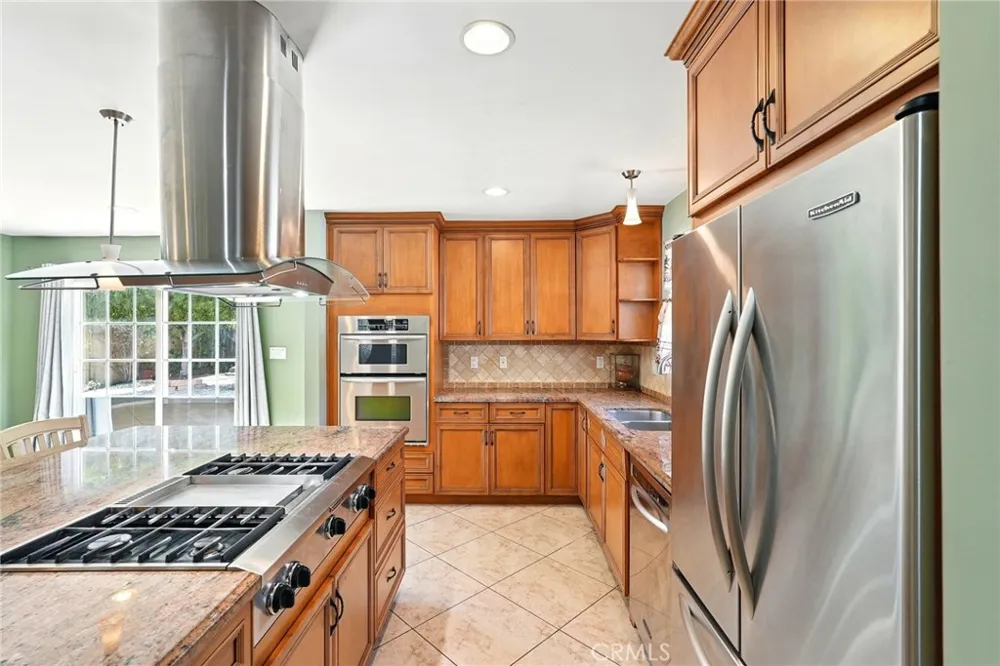 16514 Index Granada Hills, CA 91344