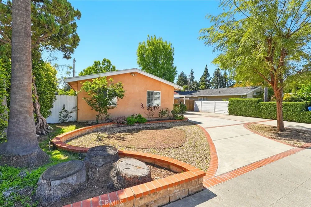 16514 Index Granada Hills, CA 91344