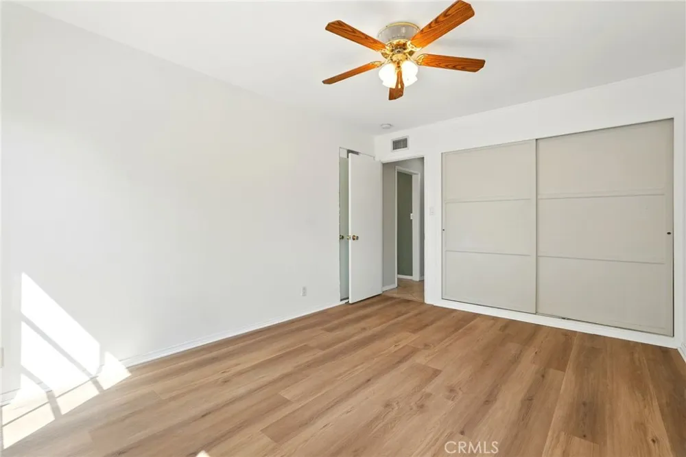 16514 Index Granada Hills, CA 91344