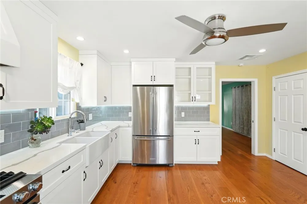 16514 Index Granada Hills, CA 91344