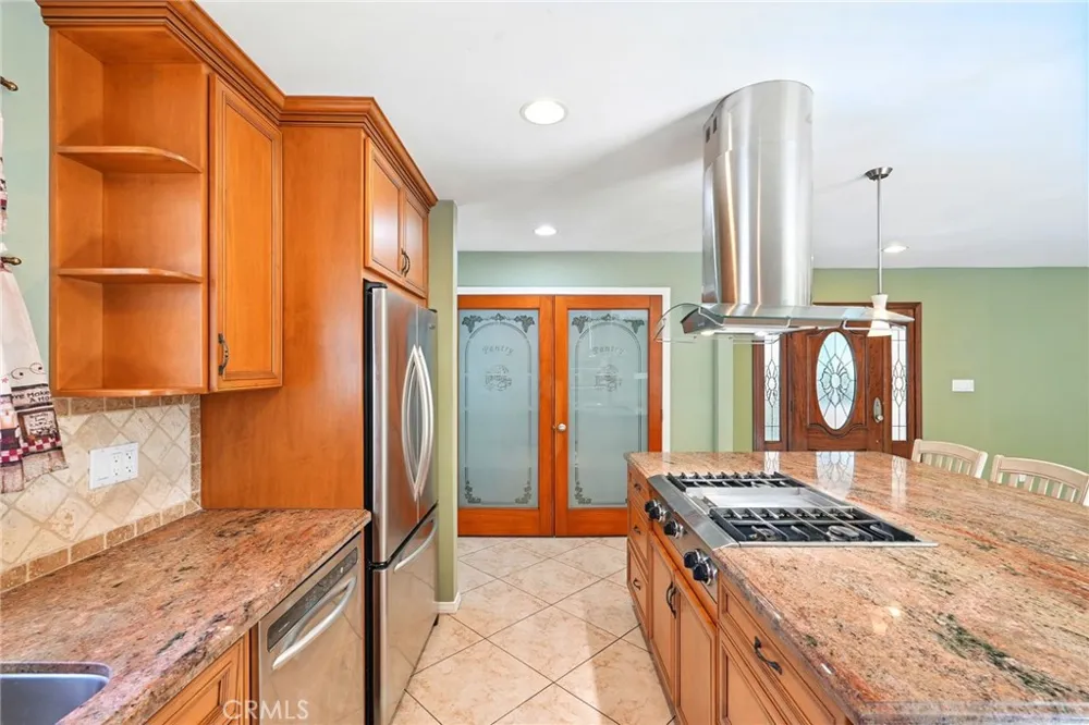16514 Index Granada Hills, CA 91344