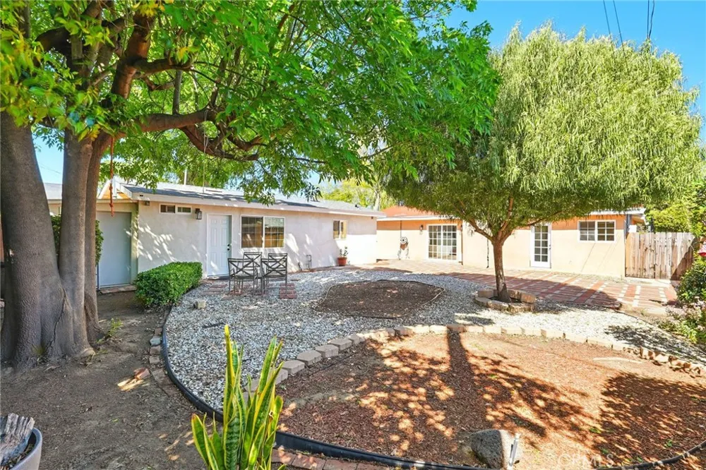 16514 Index Granada Hills, CA 91344