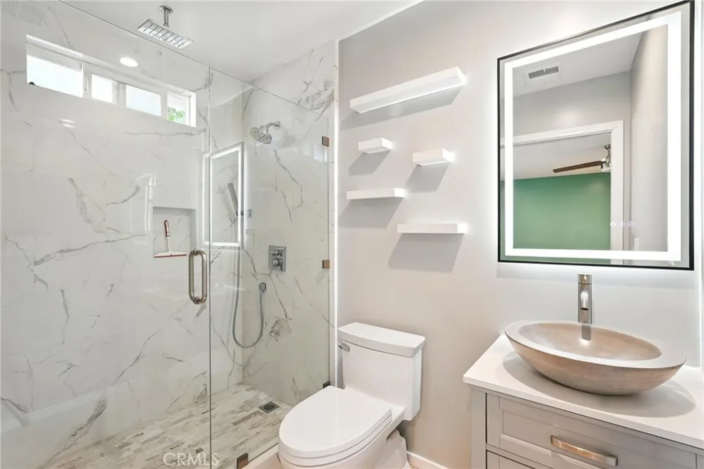 16514 Index Granada Hills, CA 91344