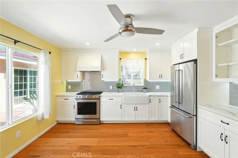 16514 Index Granada Hills, CA 91344
