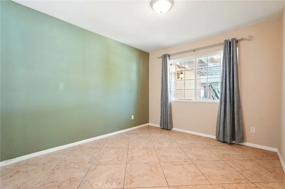 16514 Index Granada Hills, CA 91344