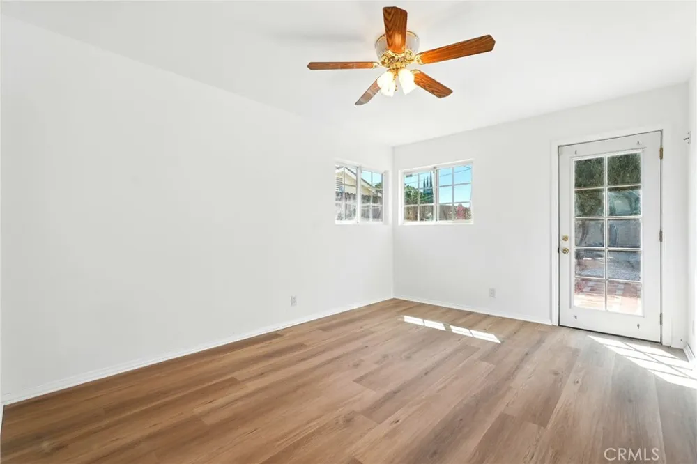 16514 Index Granada Hills, CA 91344