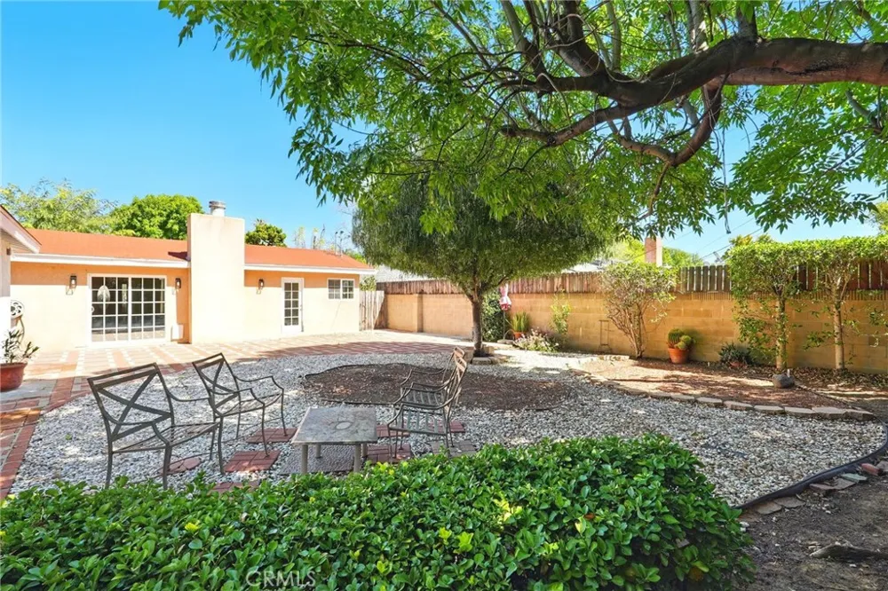 16514 Index Granada Hills, CA 91344