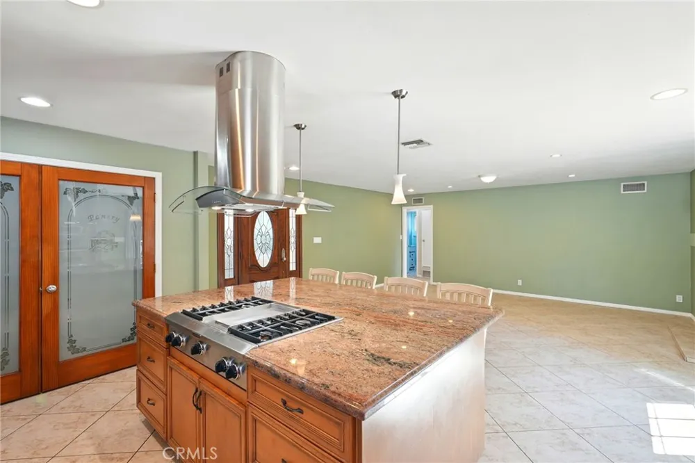16514 Index Granada Hills, CA 91344