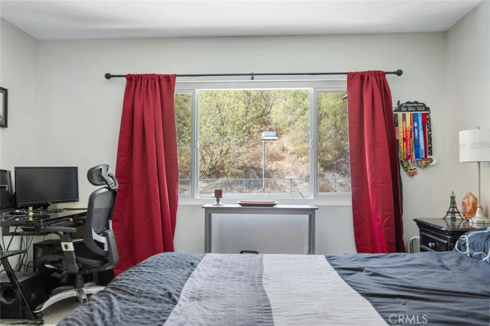 20906 Susan Carole Drive Saugus, CA 91350