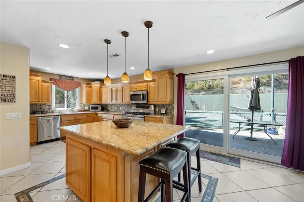 20906 Susan Carole Drive Saugus, CA 91350