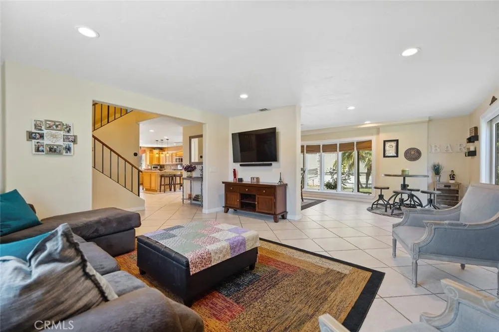 20906 Susan Carole Drive Saugus, CA 91350