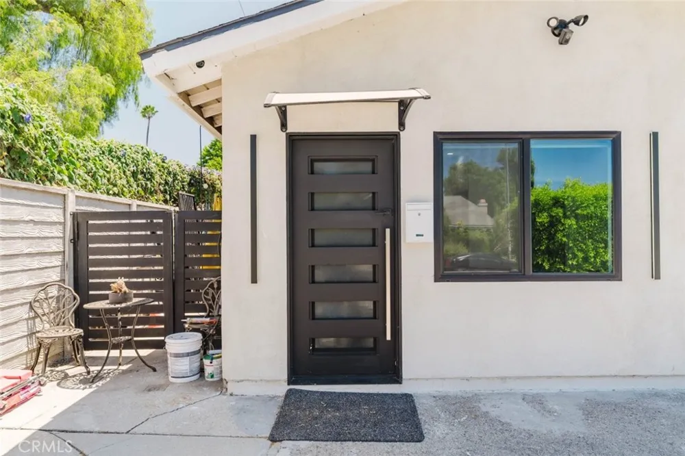 8544 Wisner Avenue North Hills, CA 91343
