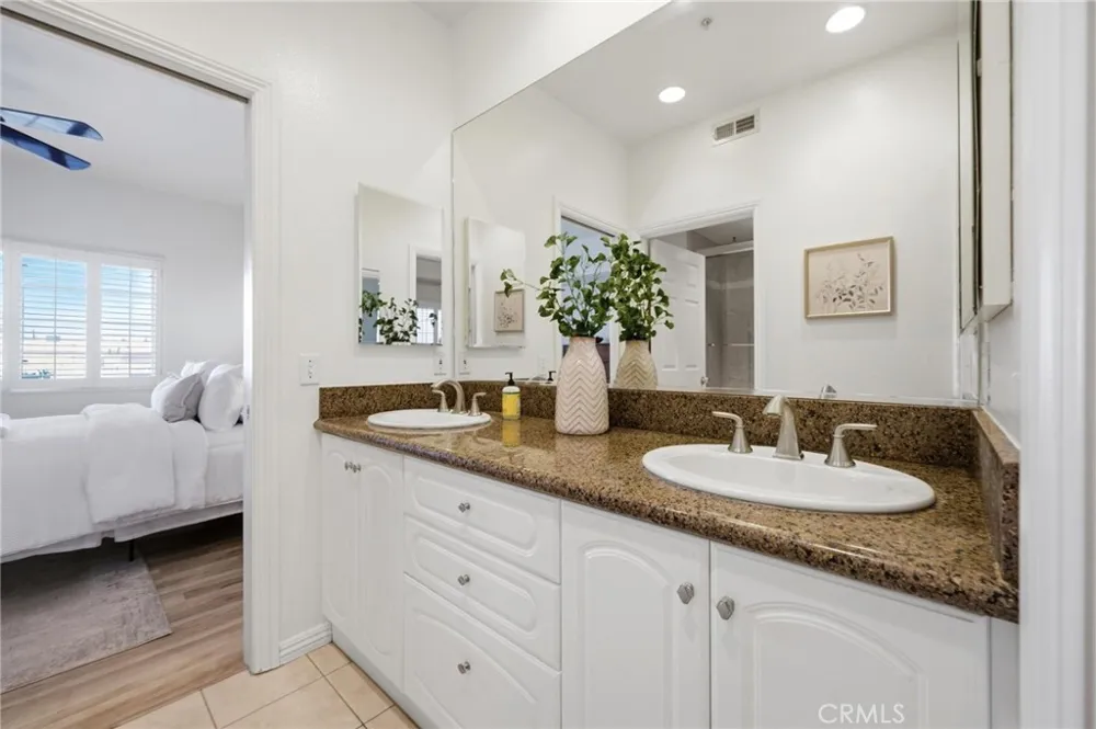 10833 Kling Street #4 North Hollywood, CA 91602