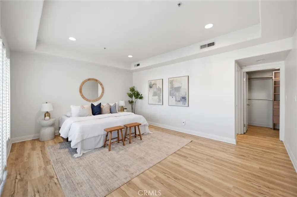10833 Kling Street #4 North Hollywood, CA 91602