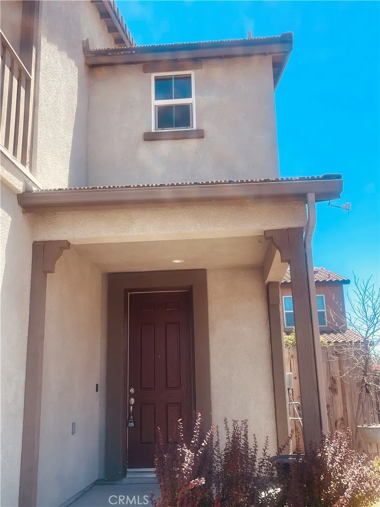 6251 E Overlook Fresno, CA 93727