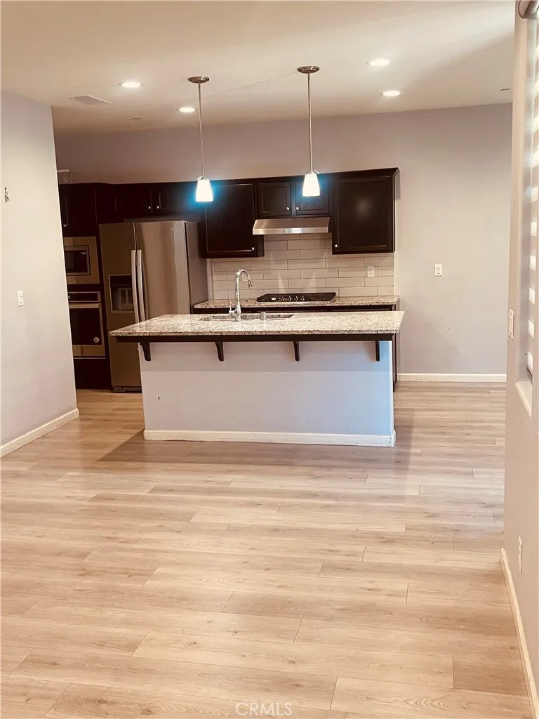 6251 E Overlook Fresno, CA 93727