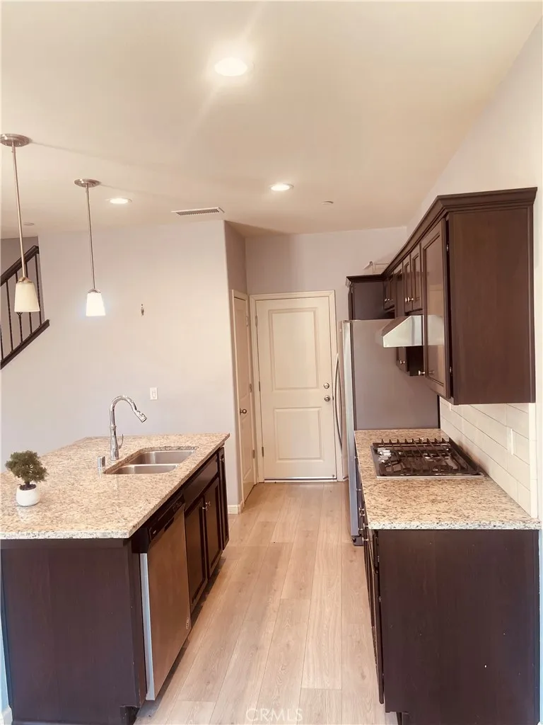 6251 E Overlook Fresno, CA 93727