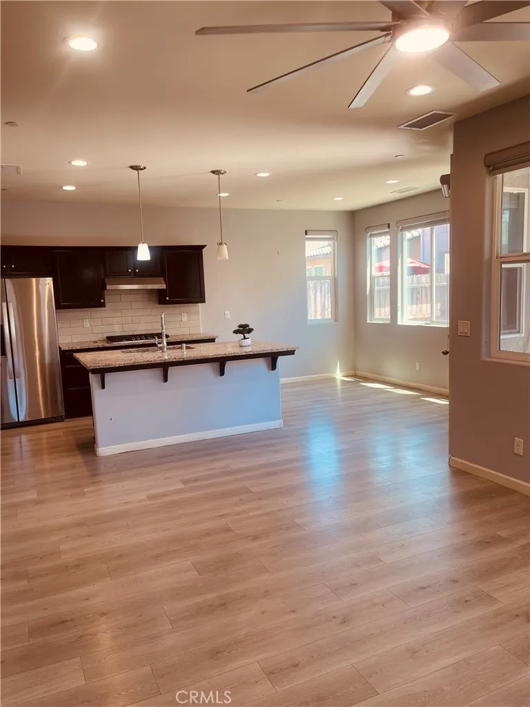 6251 E Overlook Fresno, CA 93727
