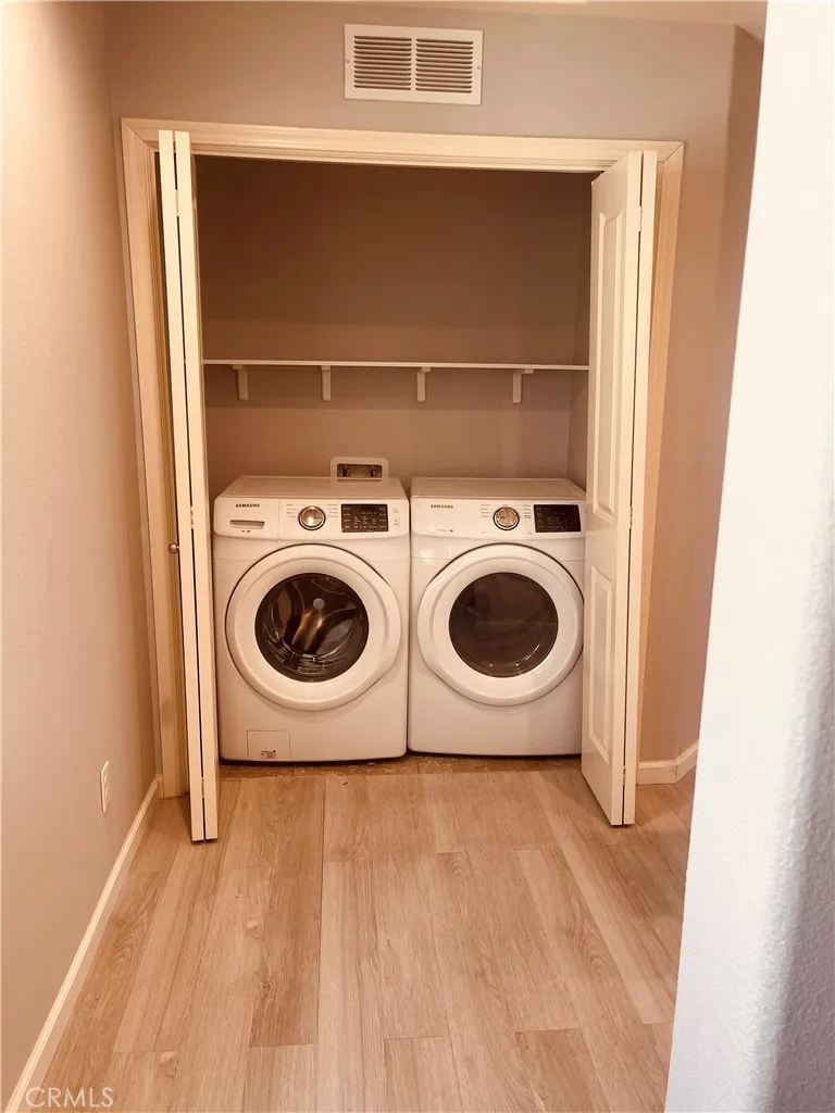 6251 E Overlook Fresno, CA 93727