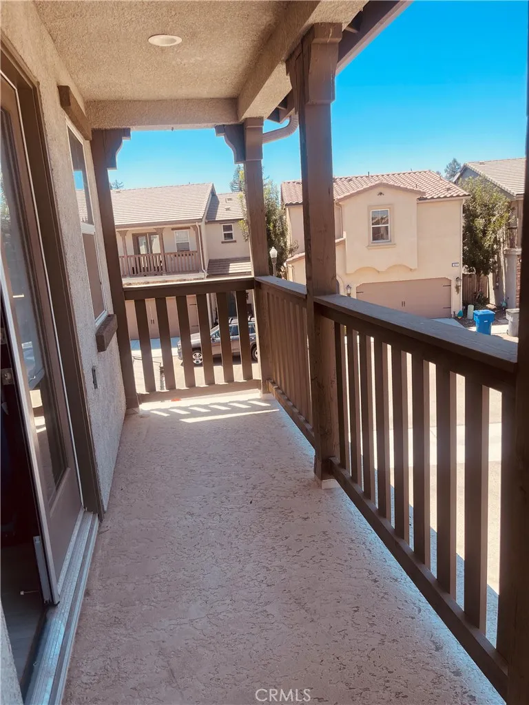 6251 E Overlook Fresno, CA 93727