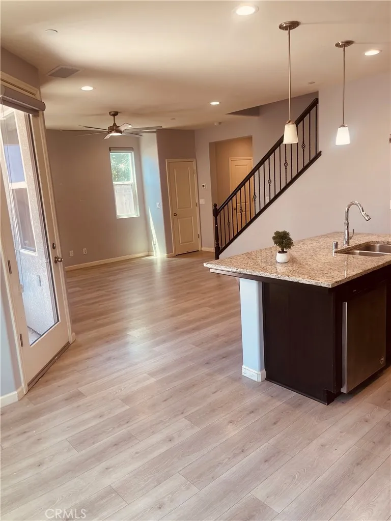 6251 E Overlook Fresno, CA 93727