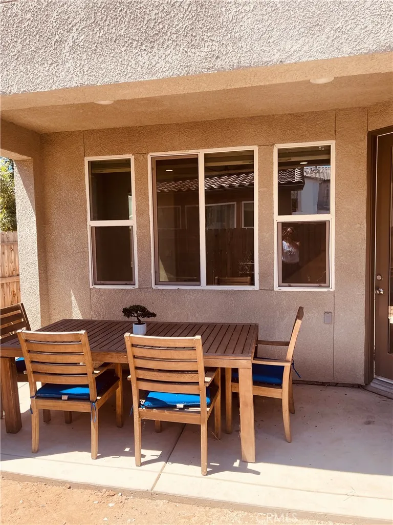 6251 E Overlook Fresno, CA 93727