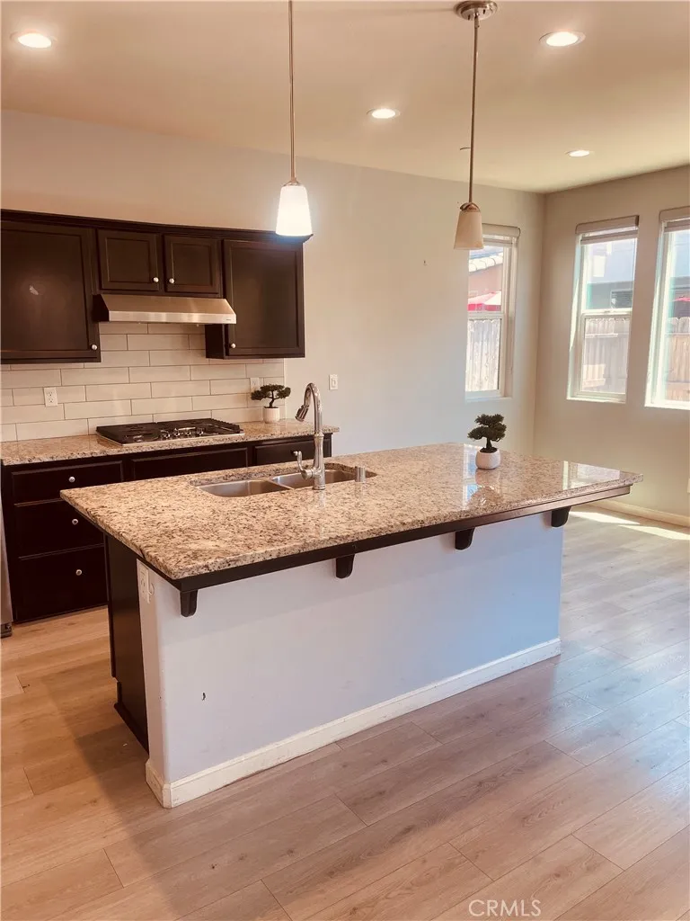 6251 E Overlook Fresno, CA 93727