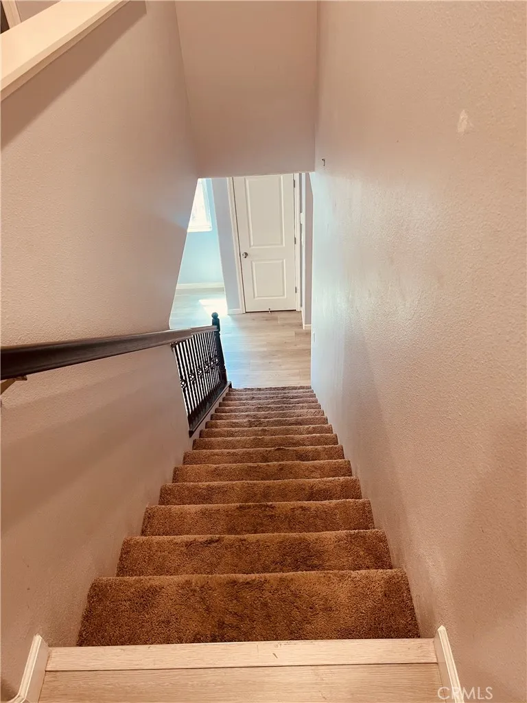 6251 E Overlook Fresno, CA 93727