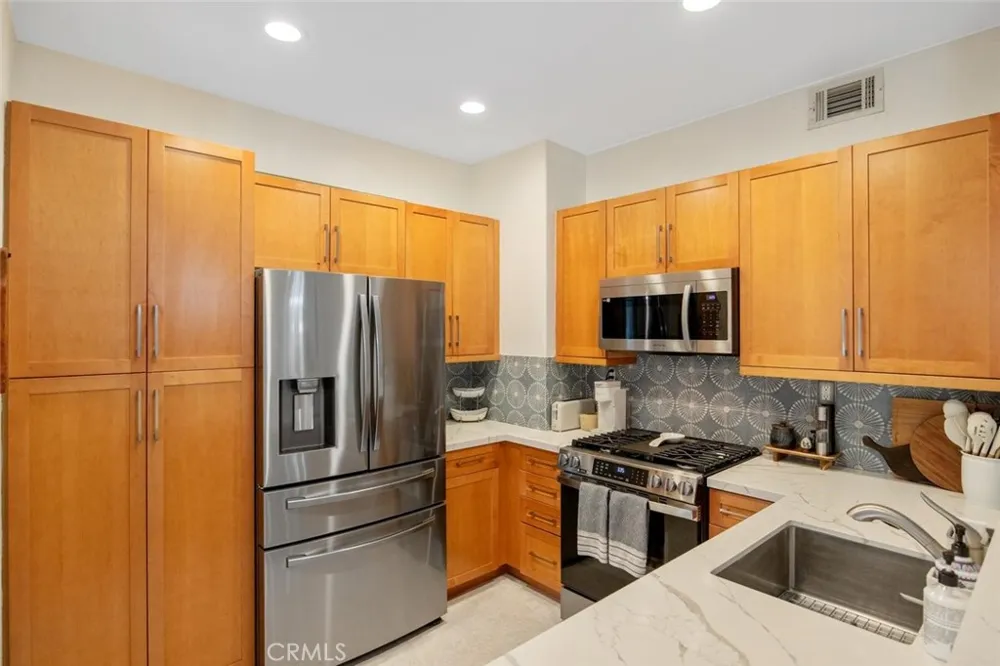 17957 Lost Canyon Road #41 Canyon Country, CA 91387