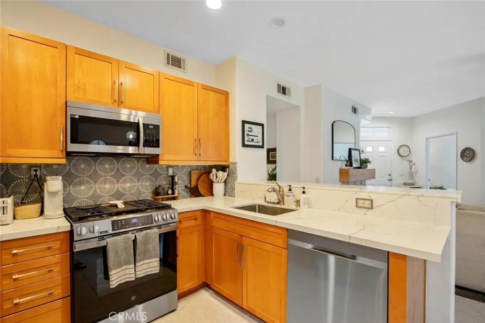 17957 Lost Canyon Road #41 Canyon Country, CA 91387
