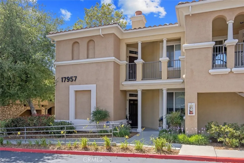 17957 Lost Canyon Road #41 Canyon Country, CA 91387