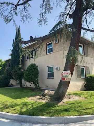 2140 Lincoln Street