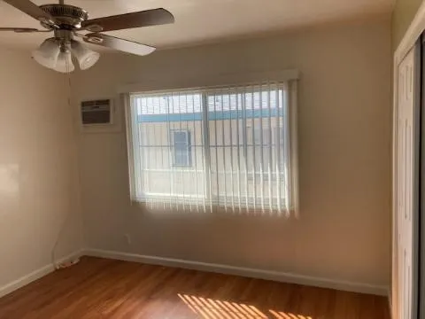 2140 Lincoln Street Burbank, CA 91504