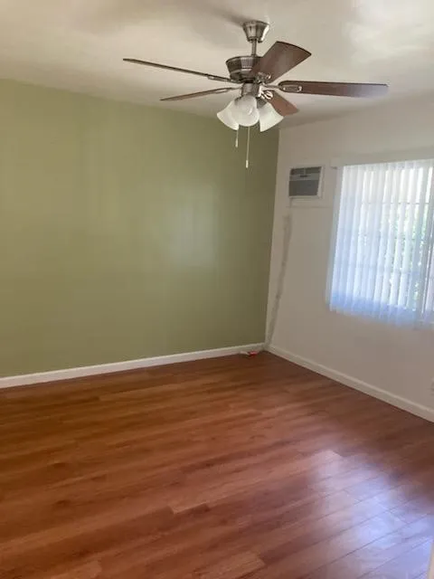 2140 Lincoln Street Burbank, CA 91504