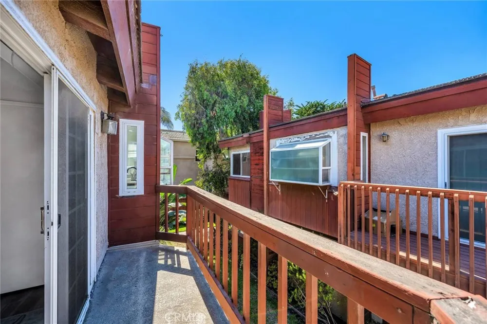 5123 Neptune square Oxnard, CA 93035