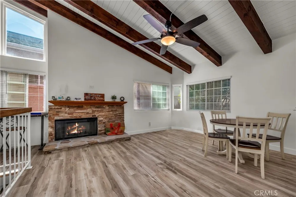 5123 Neptune square Oxnard, CA 93035