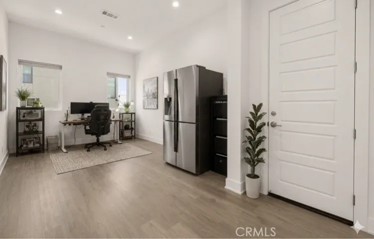 11926 Churchill Way Porter Ranch, CA 91326