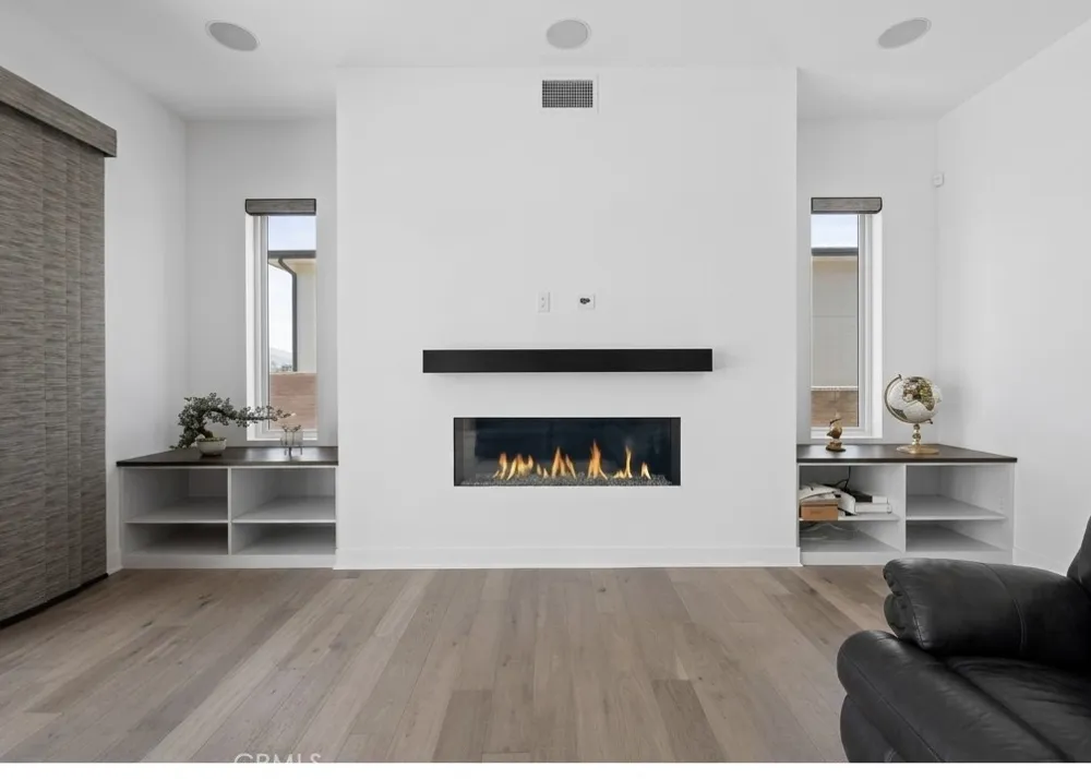 11926 Churchill Way Porter Ranch, CA 91326
