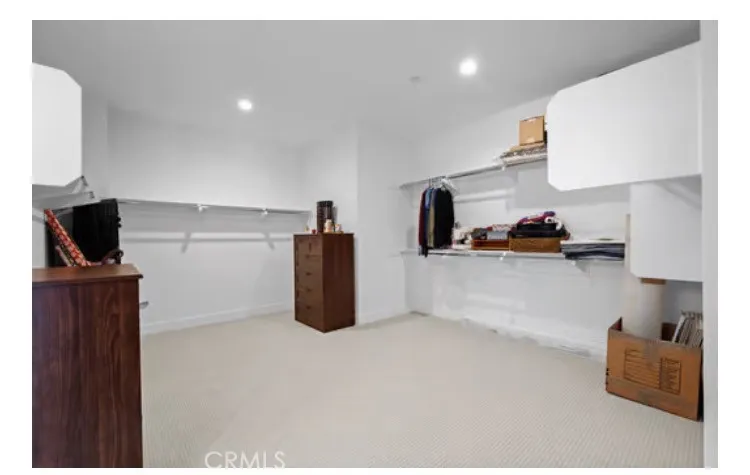 11926 Churchill Way Porter Ranch, CA 91326