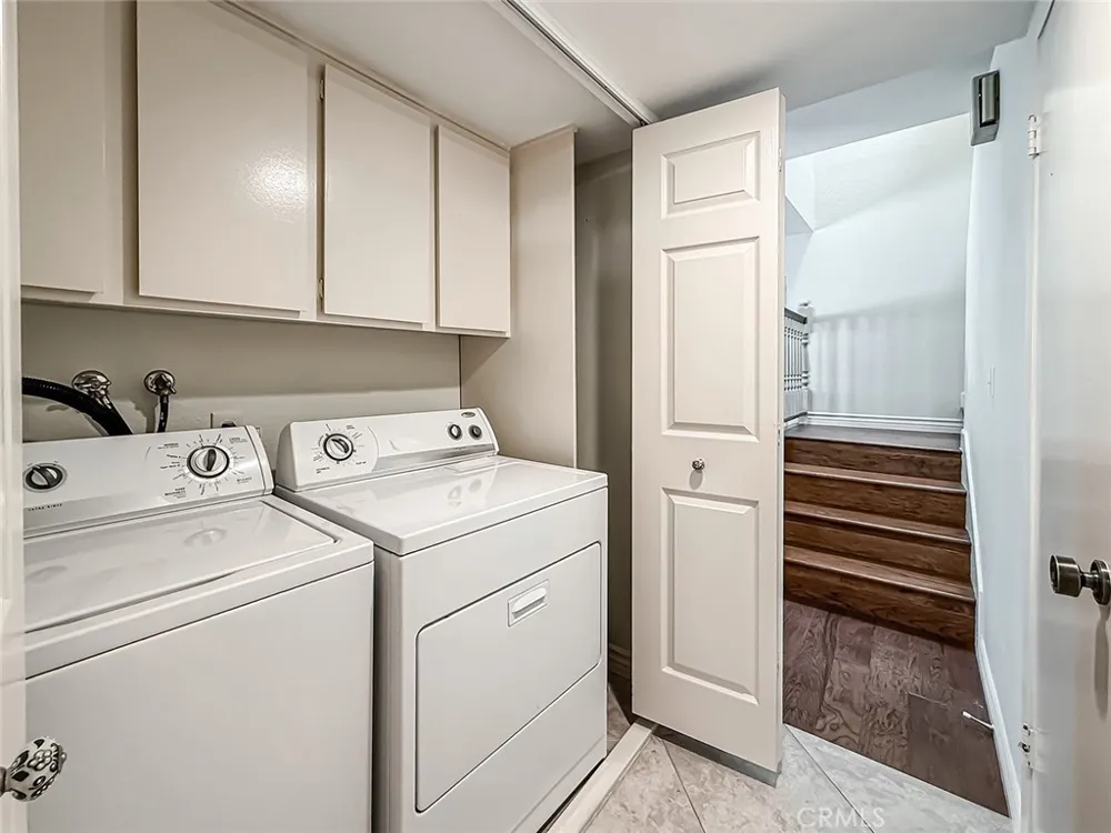 10740 Woodley #7 Granada Hills, CA 91344