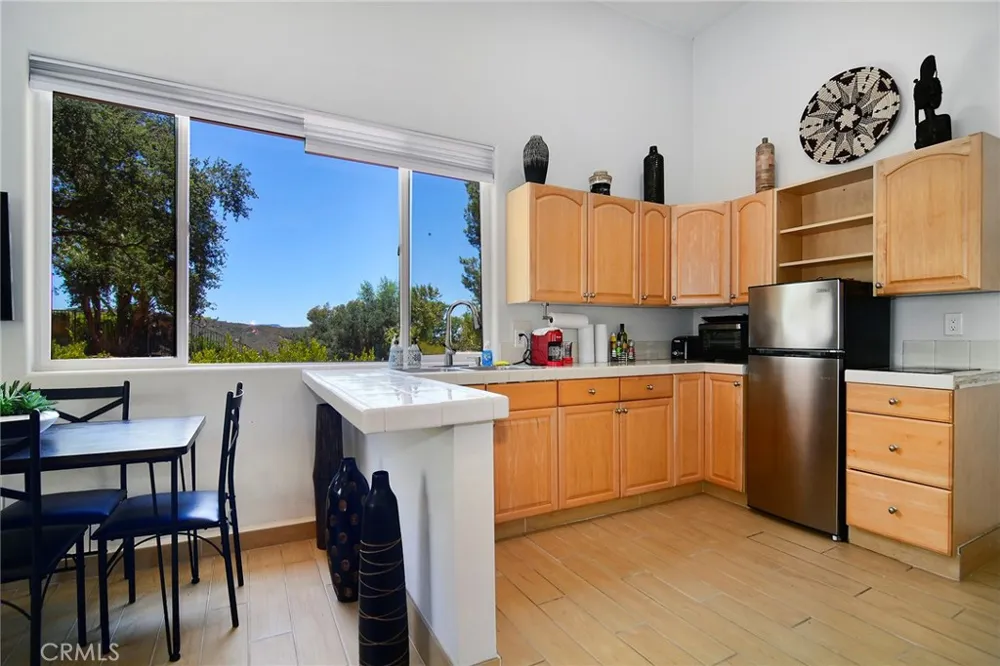 130 Dapplegray Road Bell Canyon, CA 91307