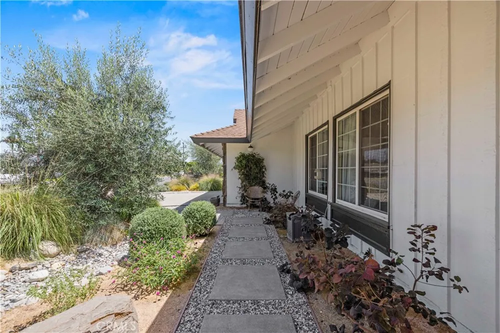 1632 Melvin Way Tustin, CA 92780