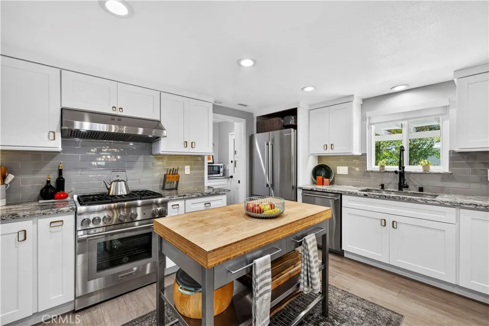 1632 Melvin Way Tustin, CA 92780