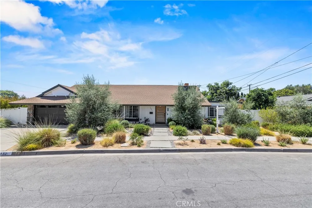 1632 Melvin Way Tustin, CA 92780