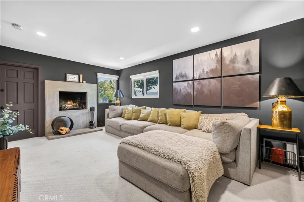 1632 Melvin Way Tustin, CA 92780