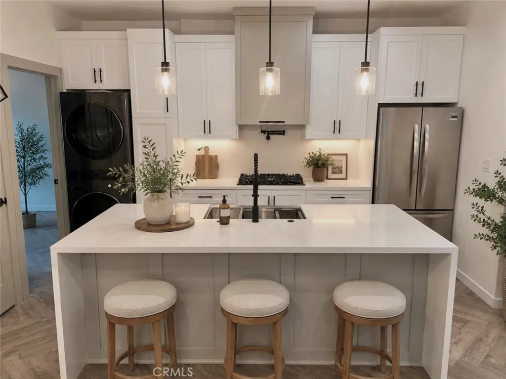 2643 Summerchase Ave #B Rosamond, CA 93560