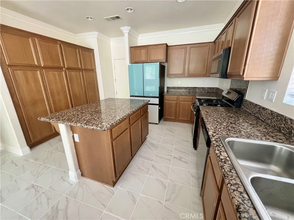 4564 Jewel Lancaster, CA 93536
