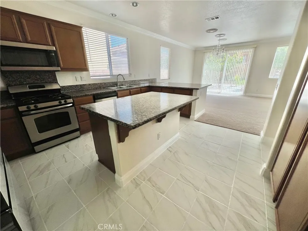 4564 Jewel Lancaster, CA 93536