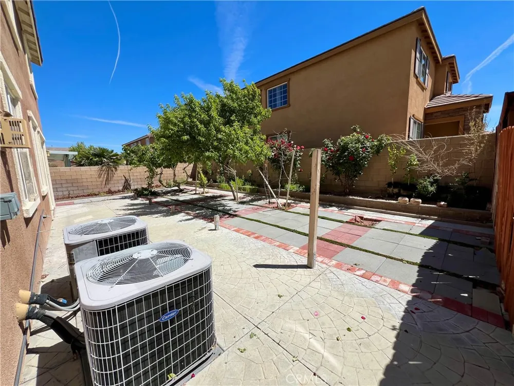 4564 Jewel Lancaster, CA 93536