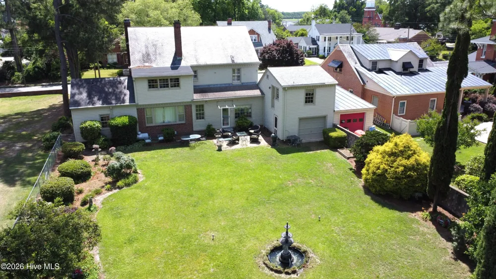206 W James Street Mount Olive, NC 28365